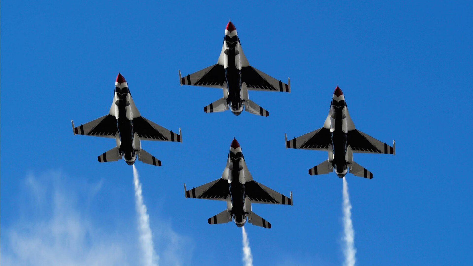 “战术大师:幕后布局的胜负关键”,战术大师怎么玩