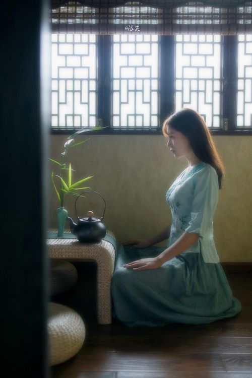 “战术大比拼:两支强队的攻守大变革带来什么样的结果?”