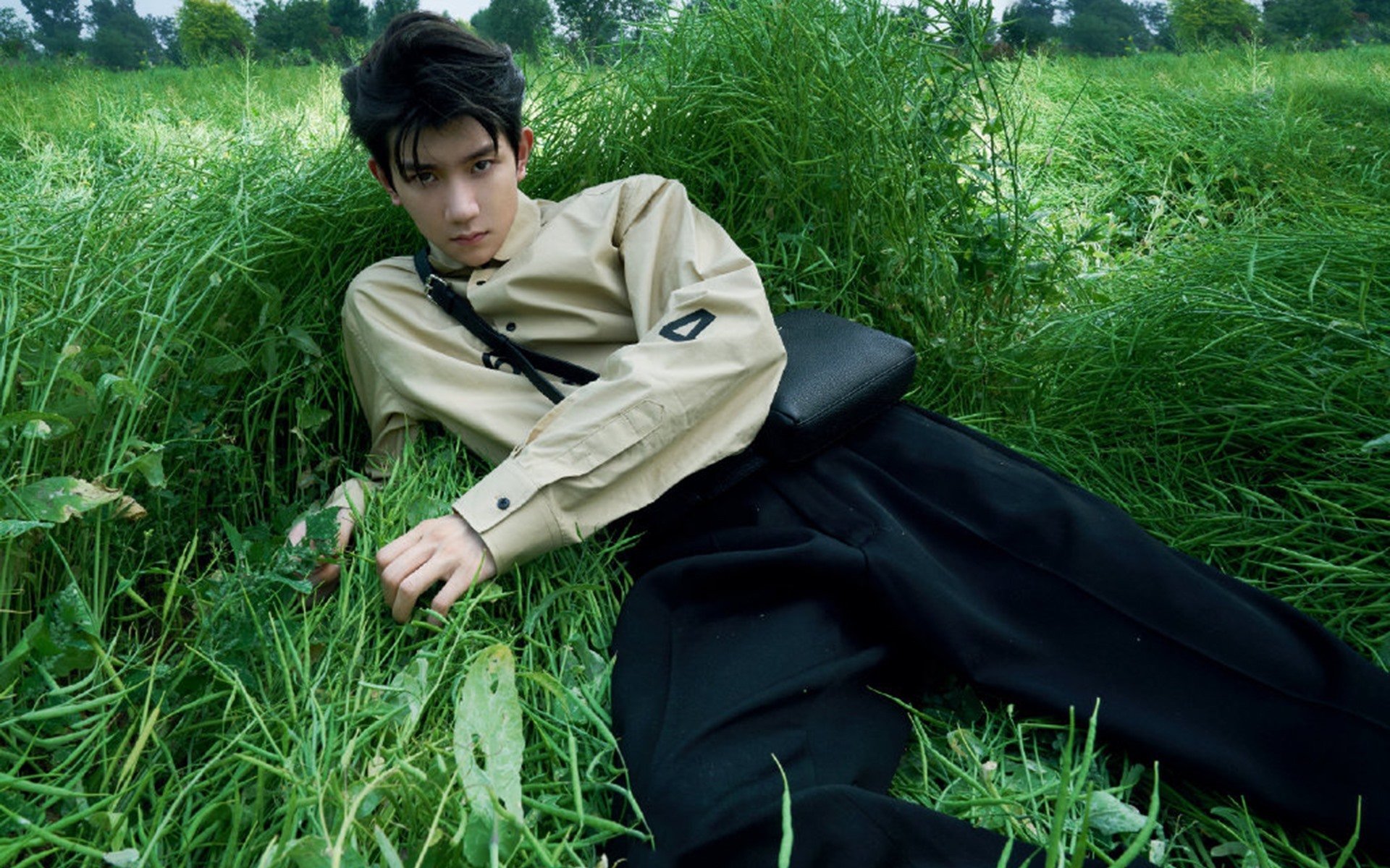 开云·体育官网-申花连续两战告负，下滑至中游位置，申花 2021