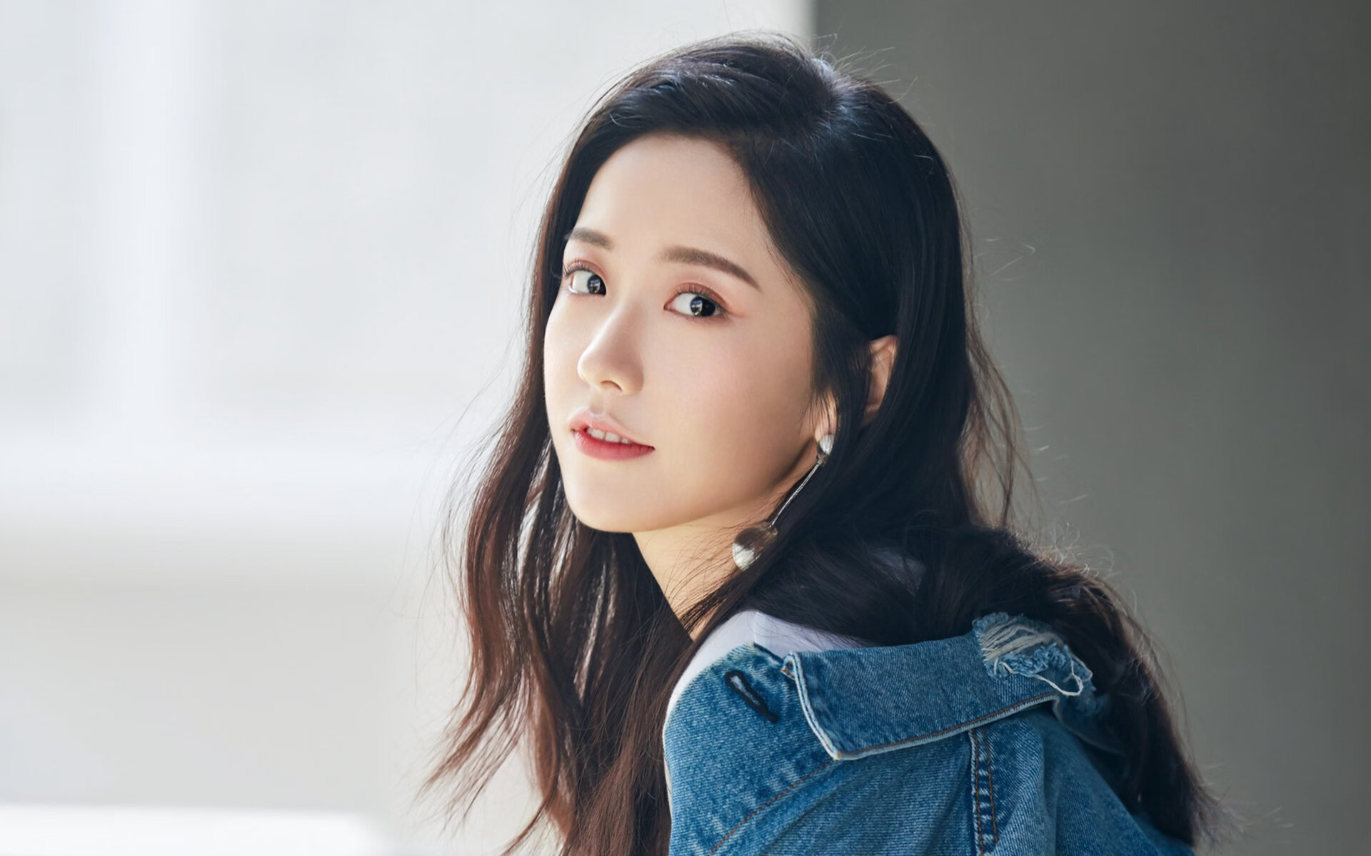 国际乒联举办全球青少年乒乓大赛,年轻选手表现出色,国际乒联青少年公开赛