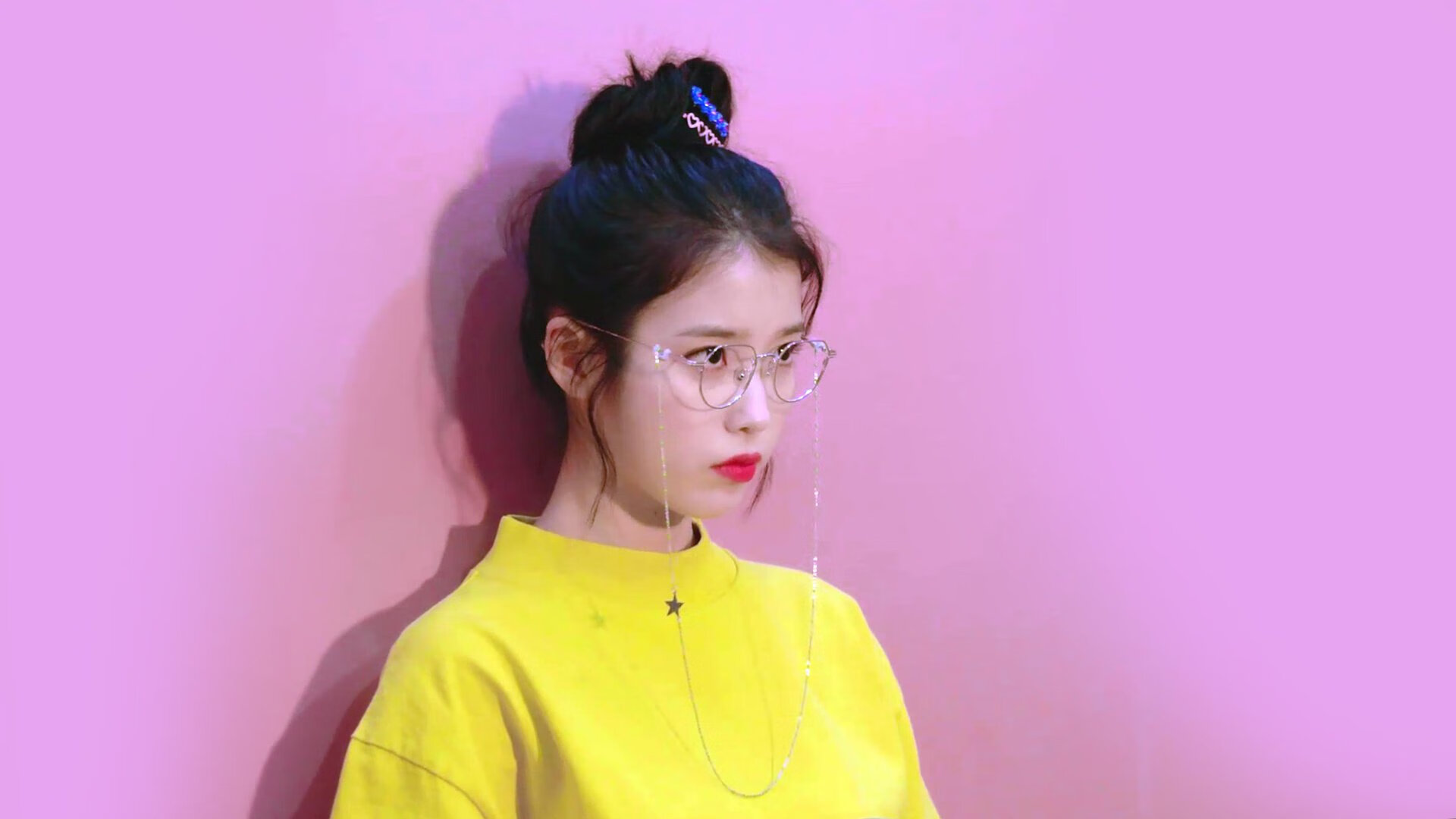 国际热身赛国家队惨败 球迷讨论战术短板,国际热身赛直播